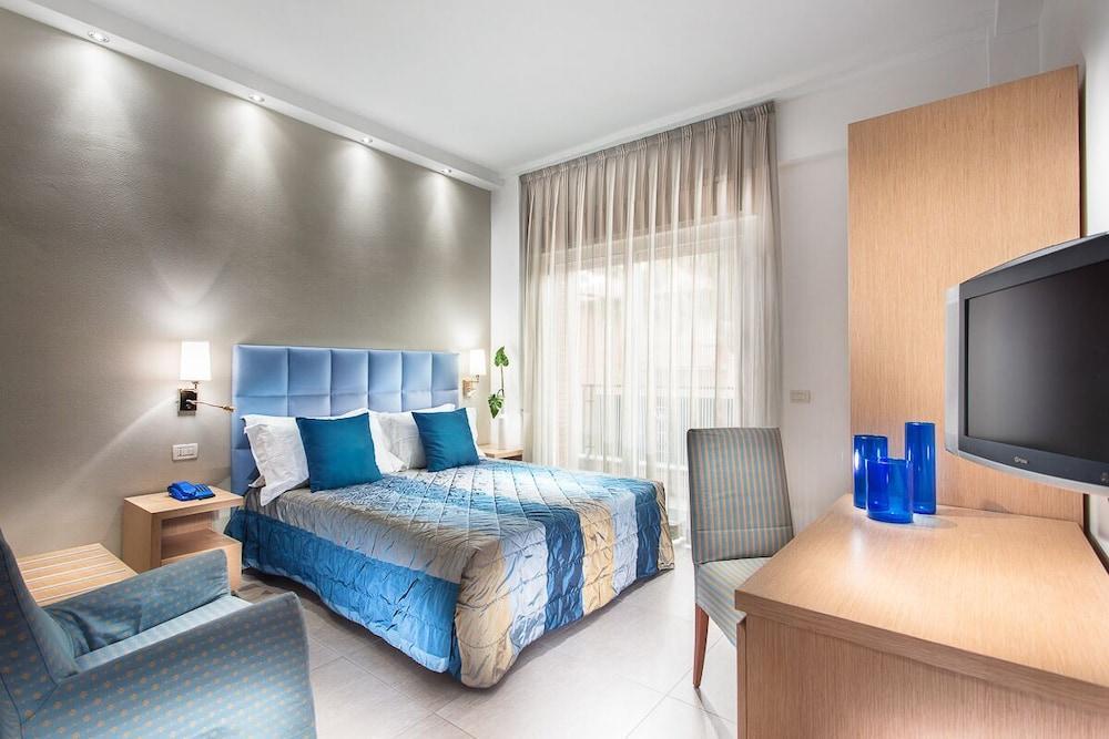 מילאנו מריטימה Hotel Imperiale מראה חיצוני תמונה