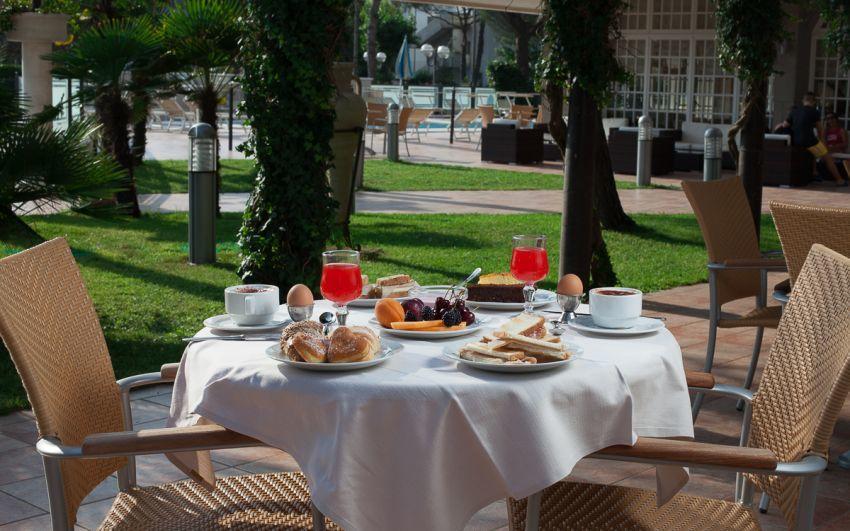 מילאנו מריטימה Hotel Imperiale מראה חיצוני תמונה
