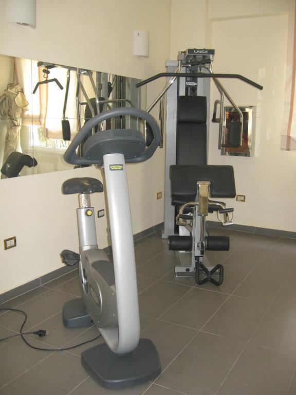 מילאנו מריטימה Hotel Imperiale מראה חיצוני תמונה